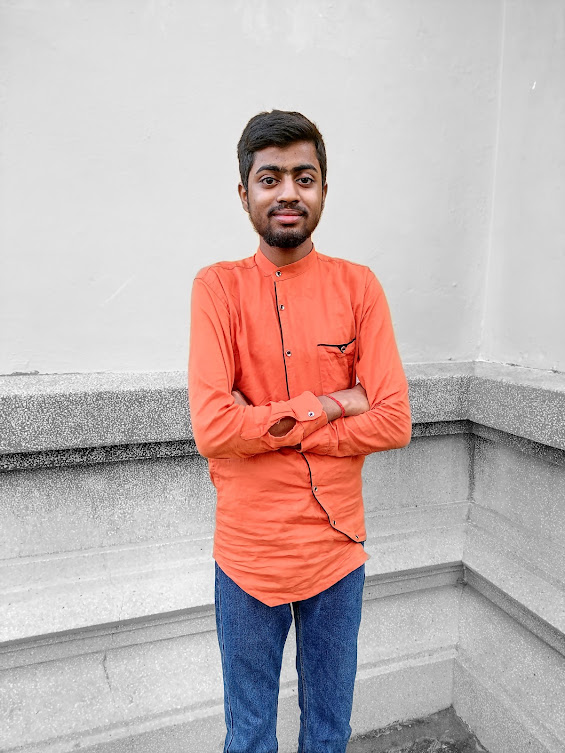 Photo of Navneet clicked by his sister at Birla Temple, Bhopal. Colour Pop by Google Photos.