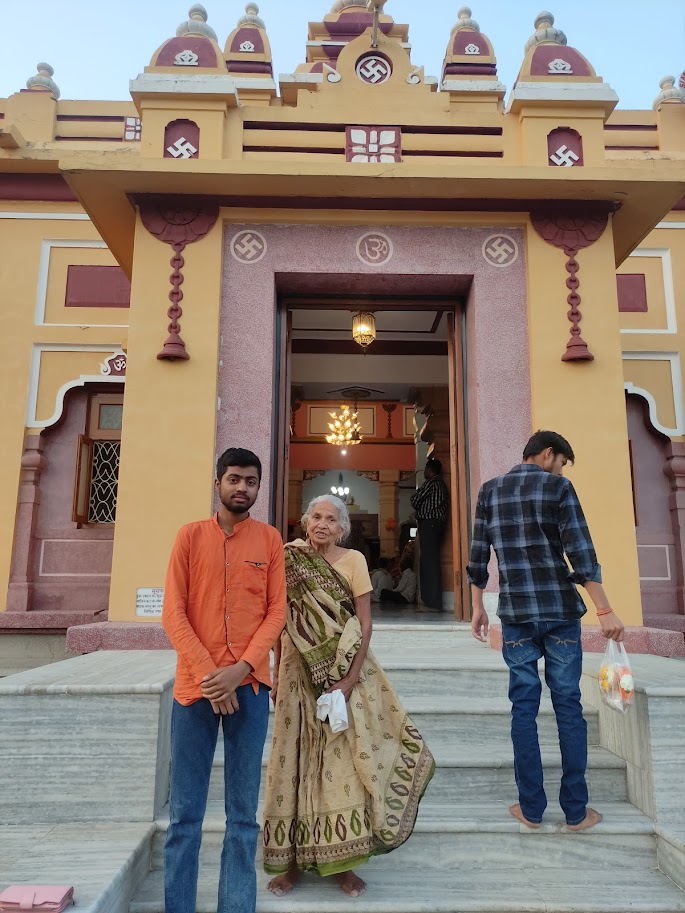 Photo of Navneet with his Granny clicked by his sister at Birla Mandir, Bhopal